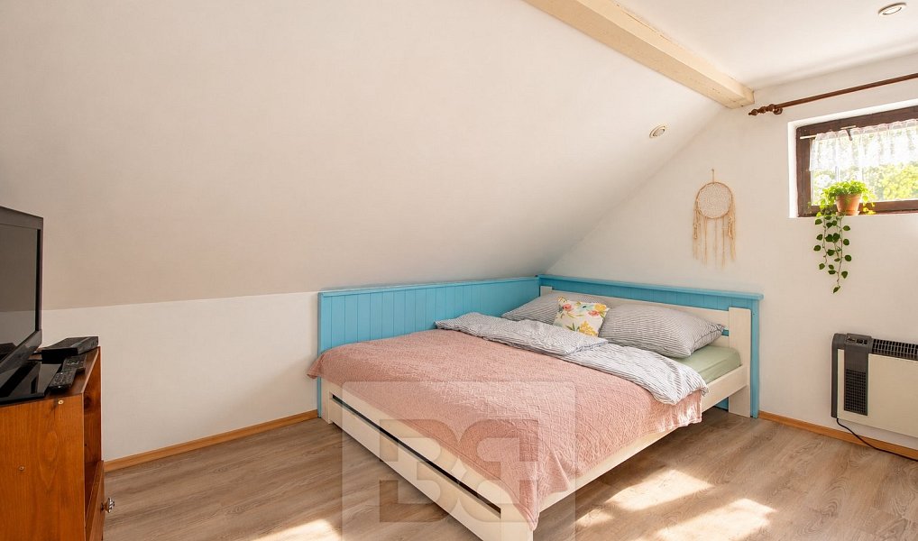 Pronájem domu 107 m² s pozemkem 693 m², Uhlířské Janovice – náhled fotky 8