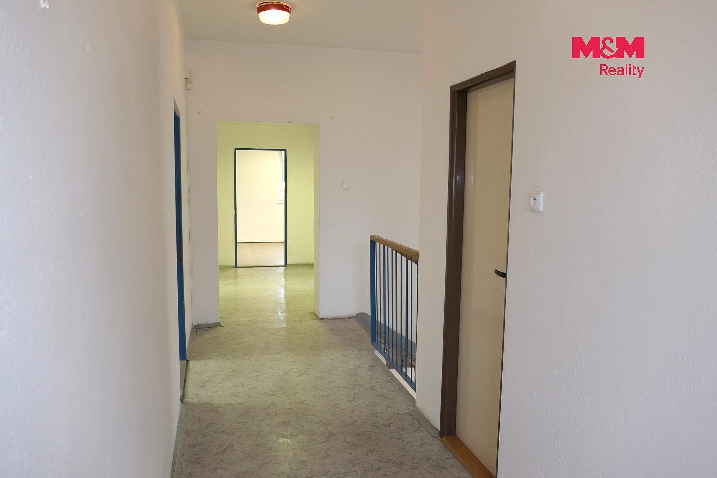 Pronájem kanceláře 200 m² — photo 4