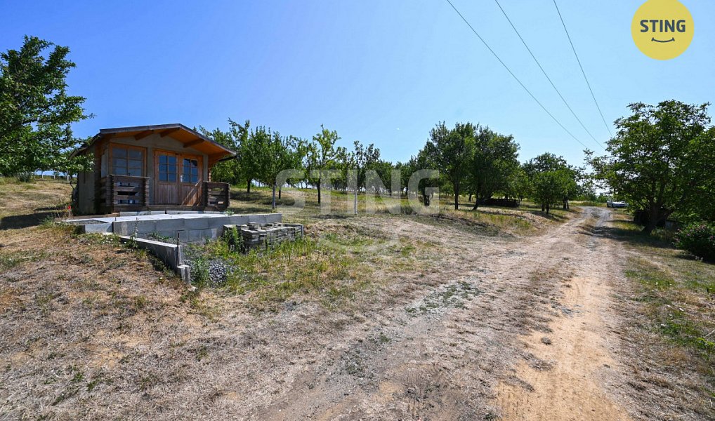 Prodej zahrady 454 m², Kunovice – náhled fotky 3