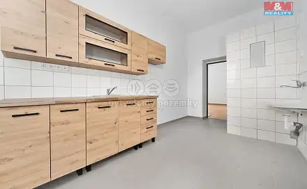 Prodej bytu 2+1 53 m², Nádražní, Hanušovice, okres Šumperk