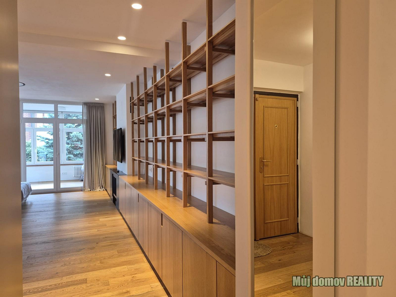 Pronájem bytu 4+kk 113 m² – fotografie 3