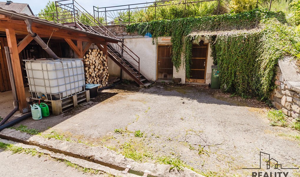 Prodej domu 200 m² s pozemkem 464 m², Ujčov – náhled fotky 21