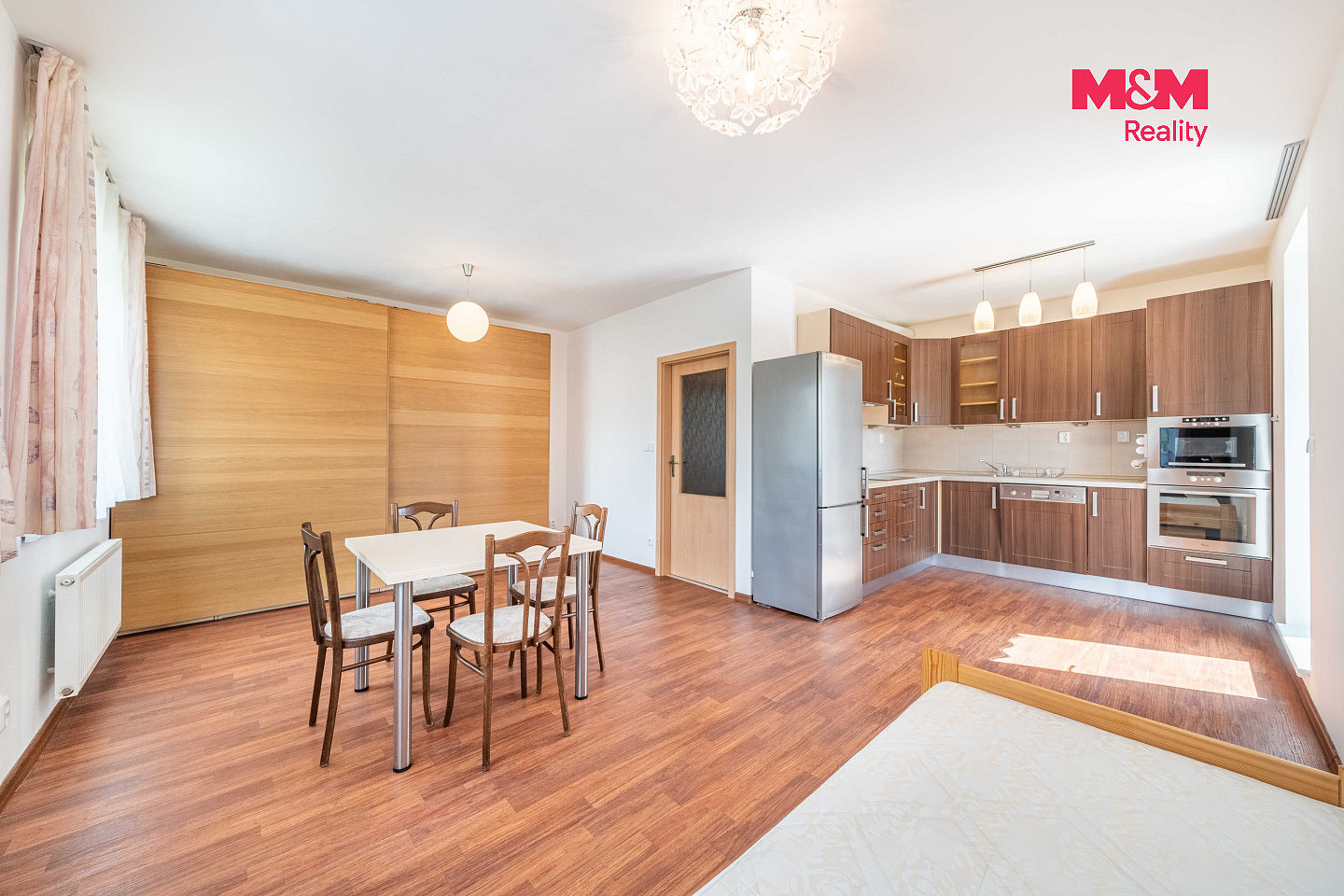 Pronájem bytu 1+kk 50 m² – fotografie 4