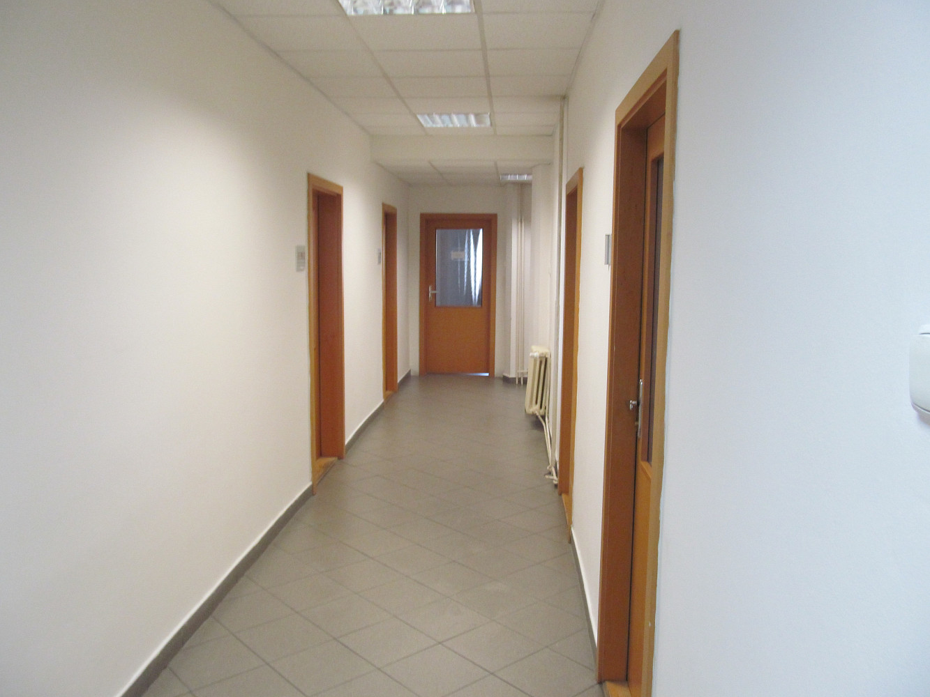 Pronájem kanceláře 17 m² – fotografie 2