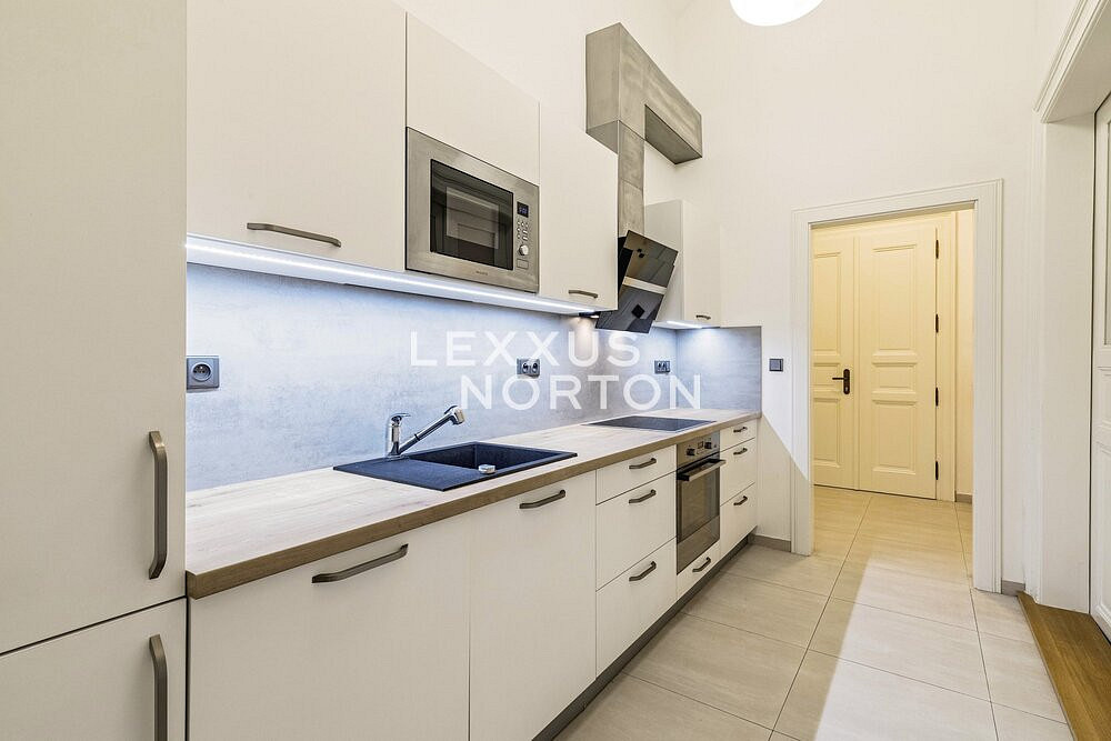 Pronájem bytu 3+1 92 m² — photo 3