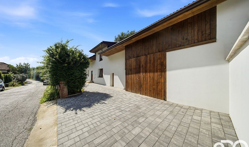 Prodej domu 232 m² s pozemkem 789 m², Koryta – náhled fotky 3