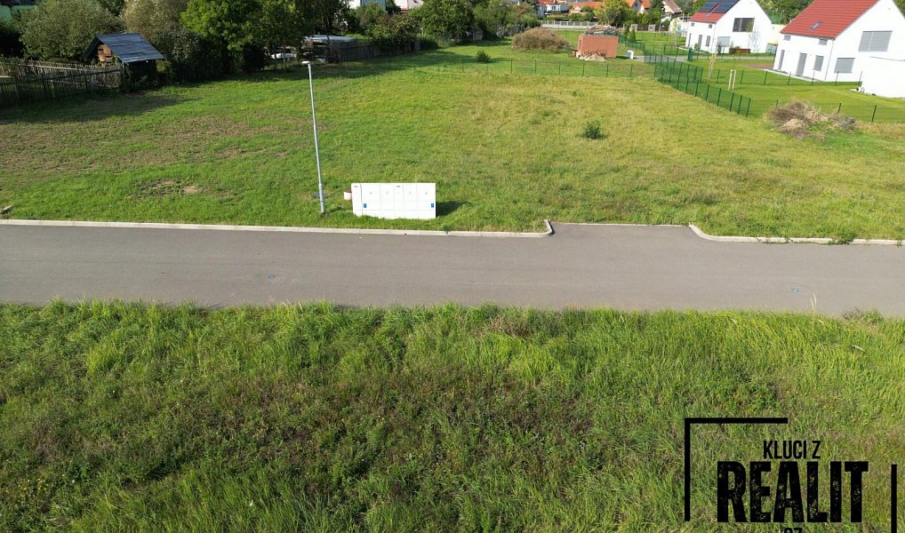 Prodej stavebního pozemku 967 m², Červený Újezd – náhled fotky 5