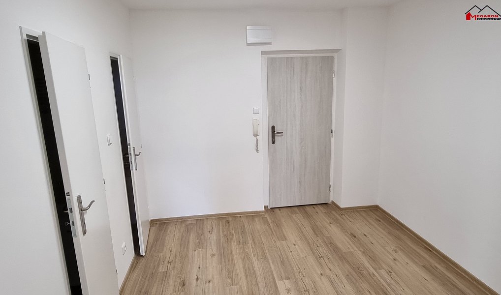 Pronájem bytu 1+1 46 m², Břeclav – náhled fotky 6