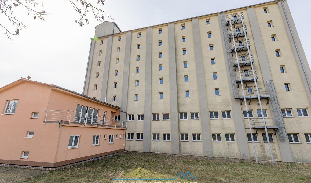 Prodej kanceláře 3 355 m², Želetice – náhled fotky 5