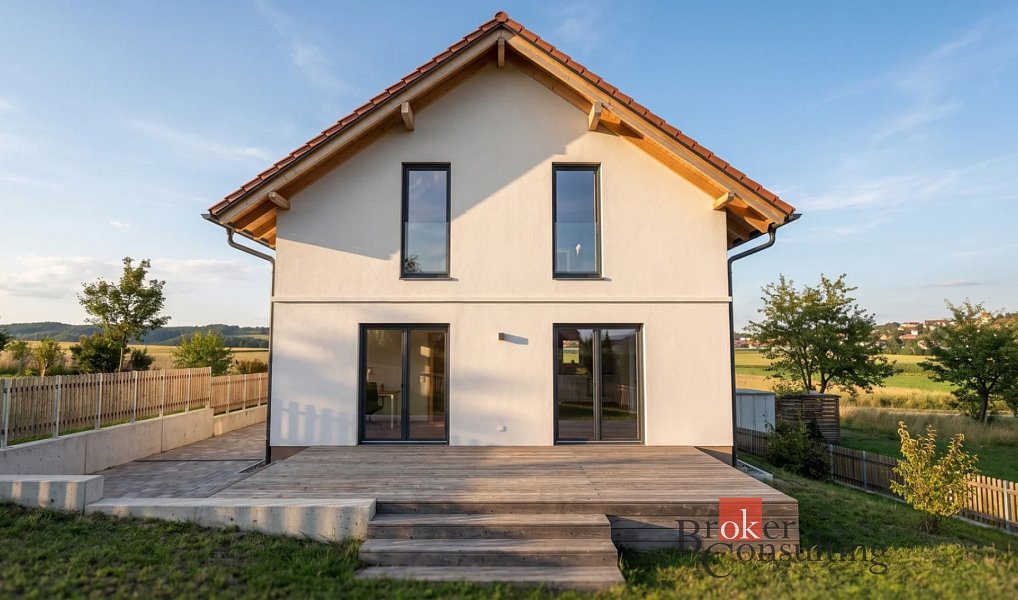 Prodej domu 112 m² s pozemkem 415 m², Všenice – náhled fotky 4