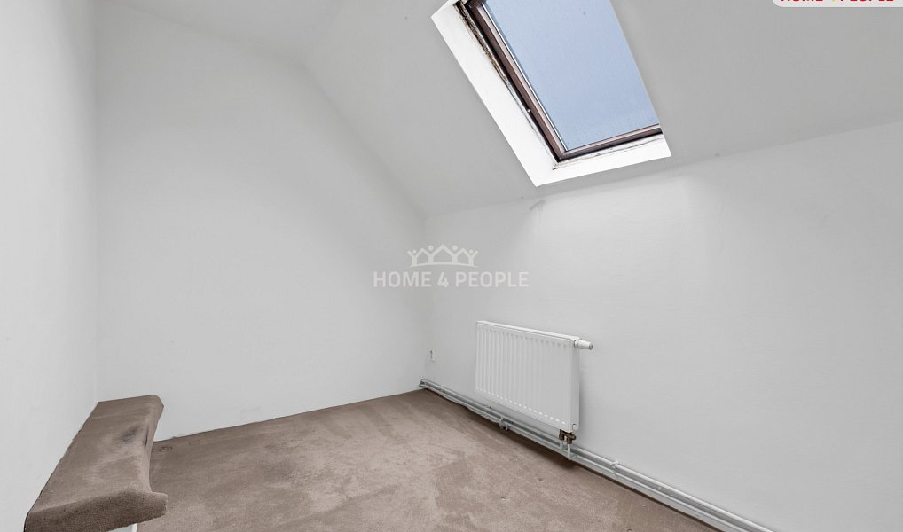 Prodej domu 133 m² s pozemkem 1 126 m², Zlonice – náhled fotky 16
