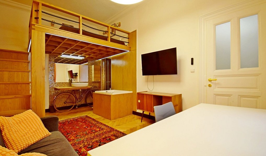 Pronájem bytu 1+1 32 m², Praha – náhled fotky 2