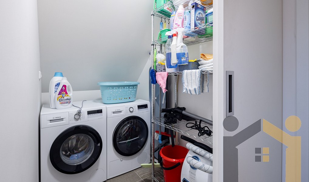 Prodej bytu 4+kk 96 m², Praha – náhled fotky 17