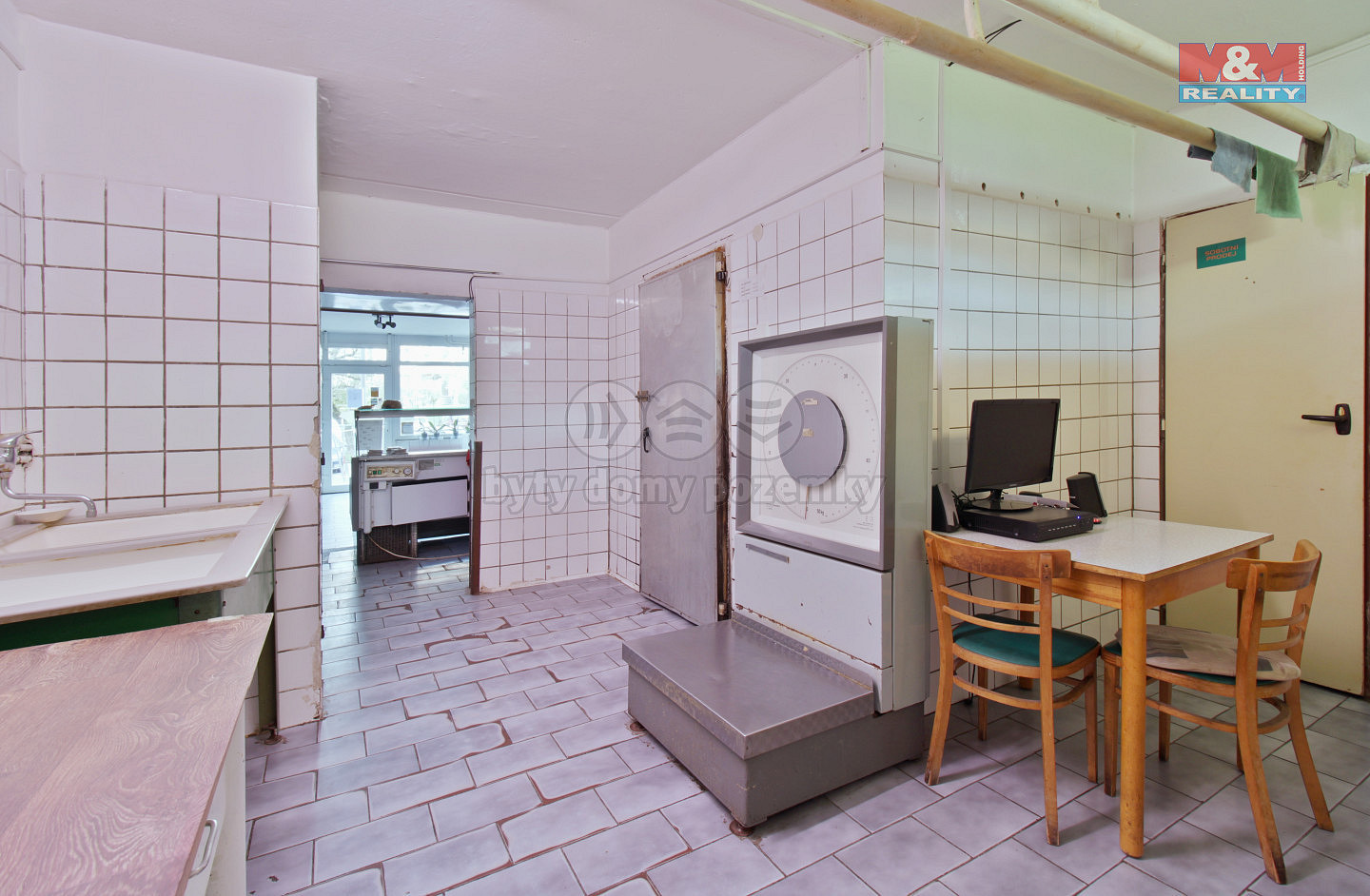 Prodej obchod a služby, 84 m² Bílina, ul. litoměřická – pohled 2