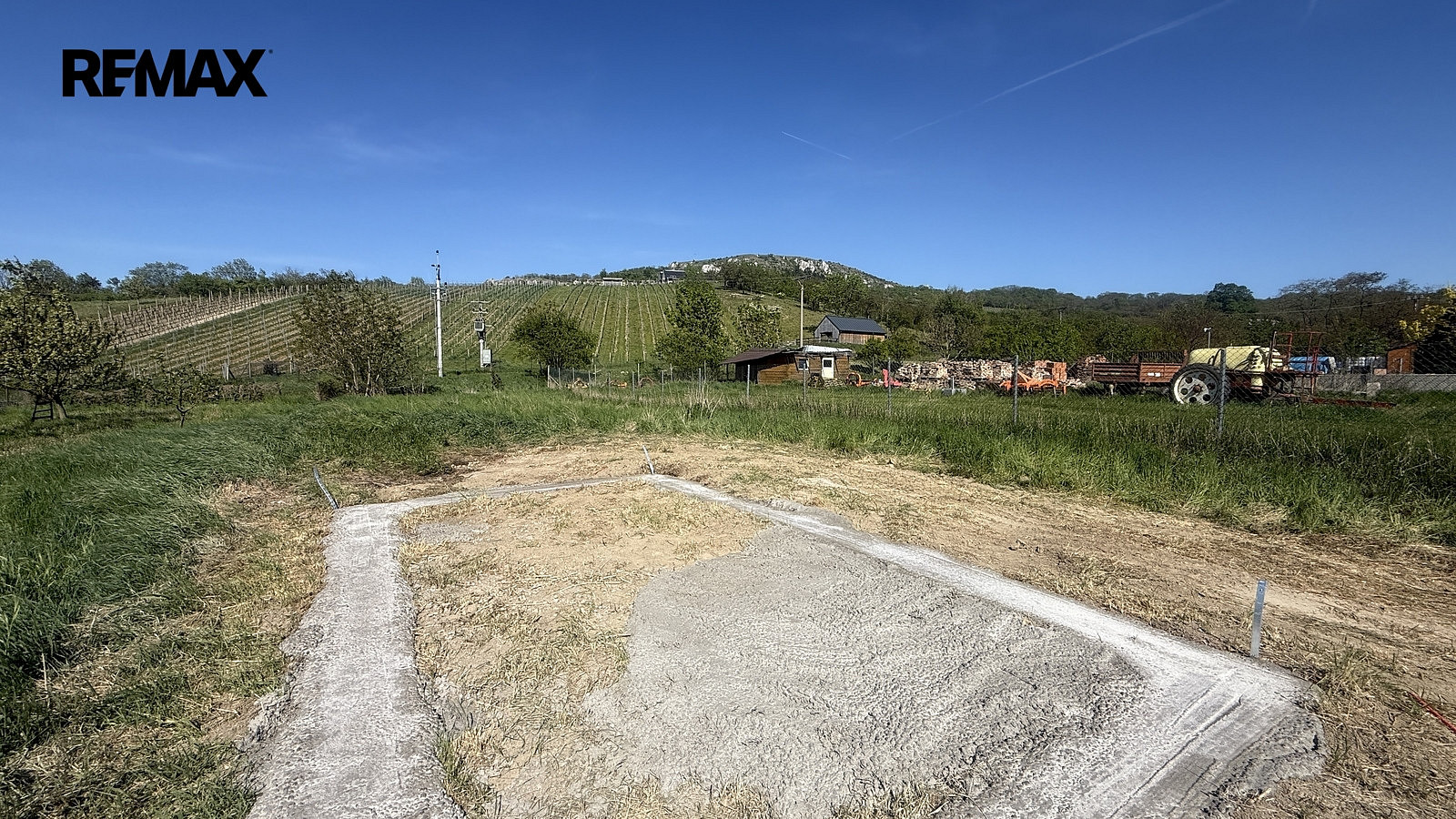 Prodej stavebního pozemku 854 m² – fotografie 4