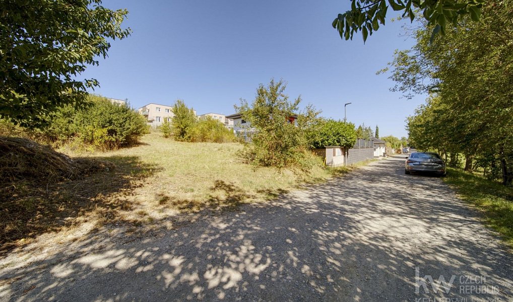 Prodej stavebního pozemku 645 m², Vochov – náhled fotky 3