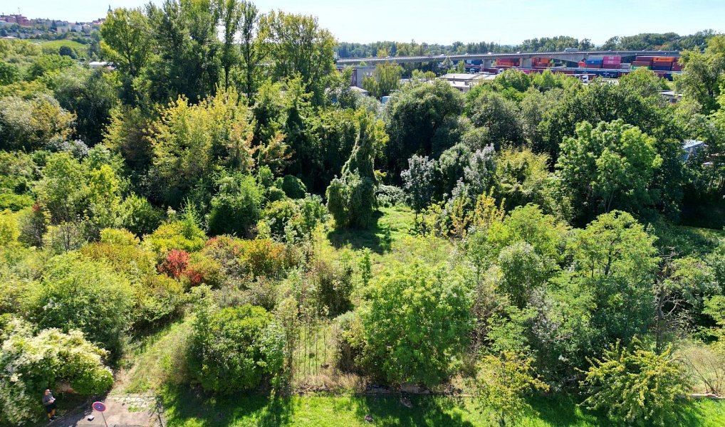 Prodej stavebního pozemku 2 414 m², Mělník – náhled fotky 17