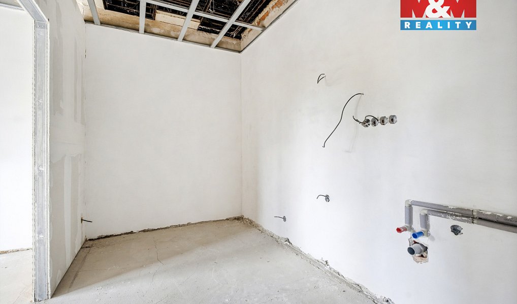 Prodej nájemního domu, činžáku 1 800 m², Chomutov – náhled fotky 2