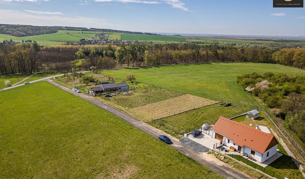Prodej stavebního pozemku 829 m², Košátky – náhled fotky 3