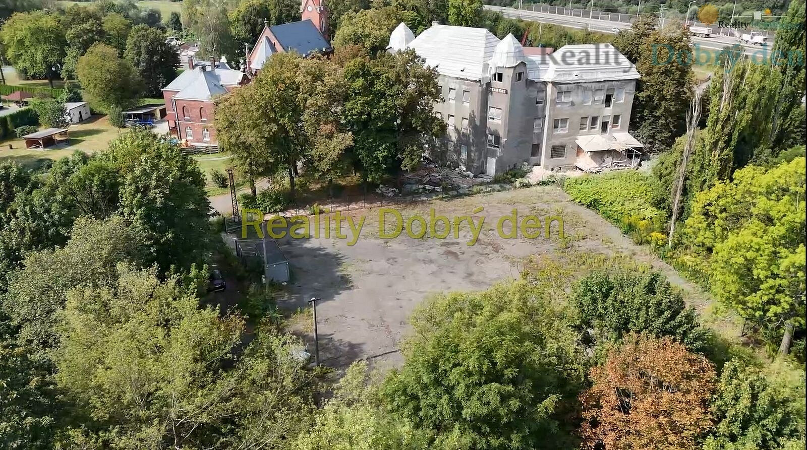 Prodej stavebního pozemku 2 131 m² – fotografie 4