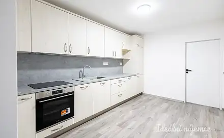Pronájem bytu 2+1 52 m²
