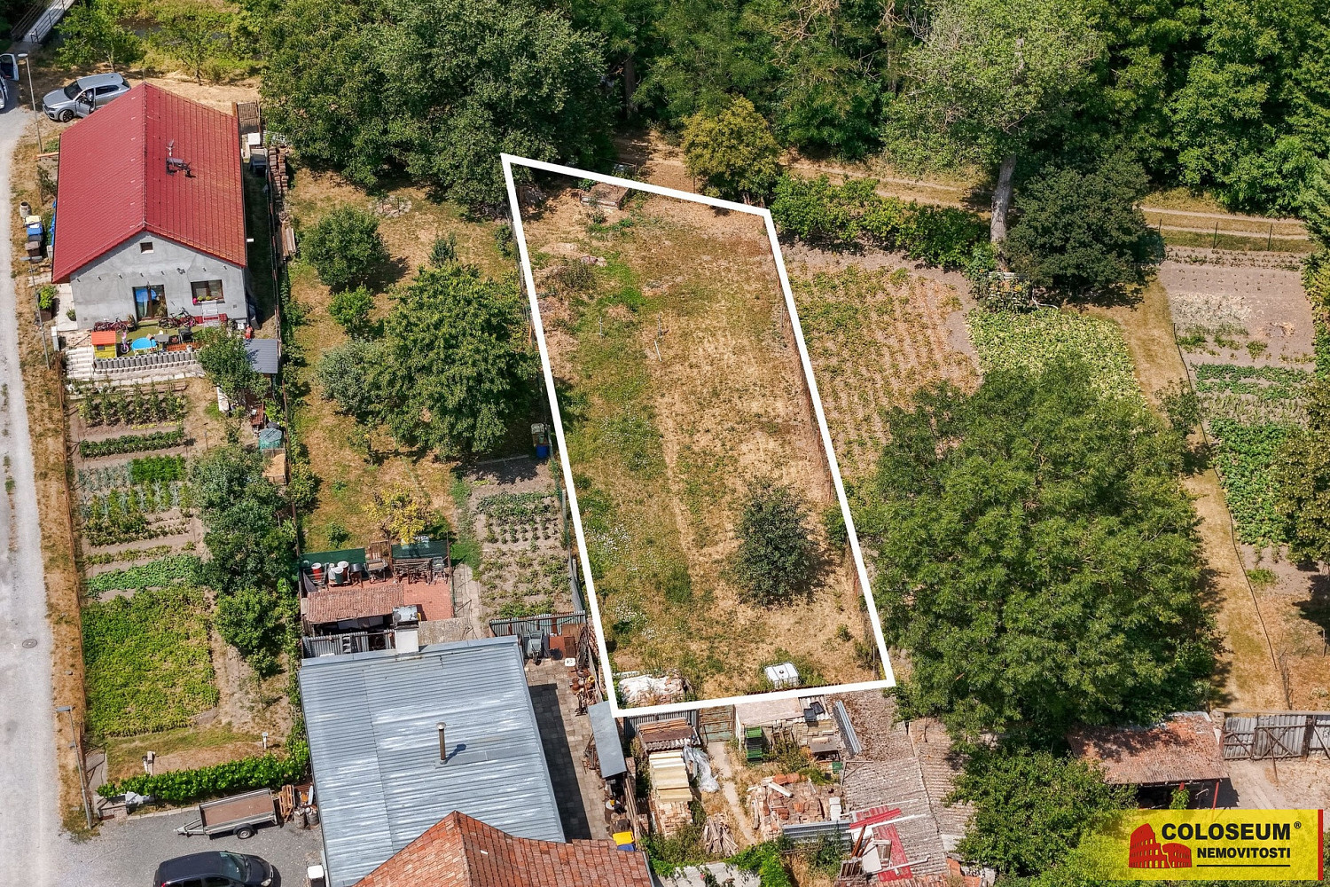 Prodej stavebního pozemku 465 m² — photo 2