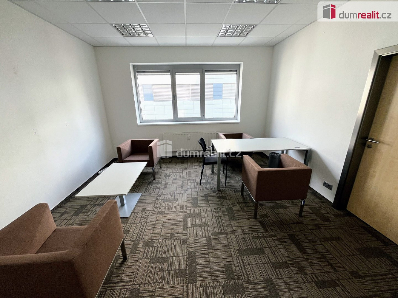 Pronájem kanceláře 20 m² – fotografie 4