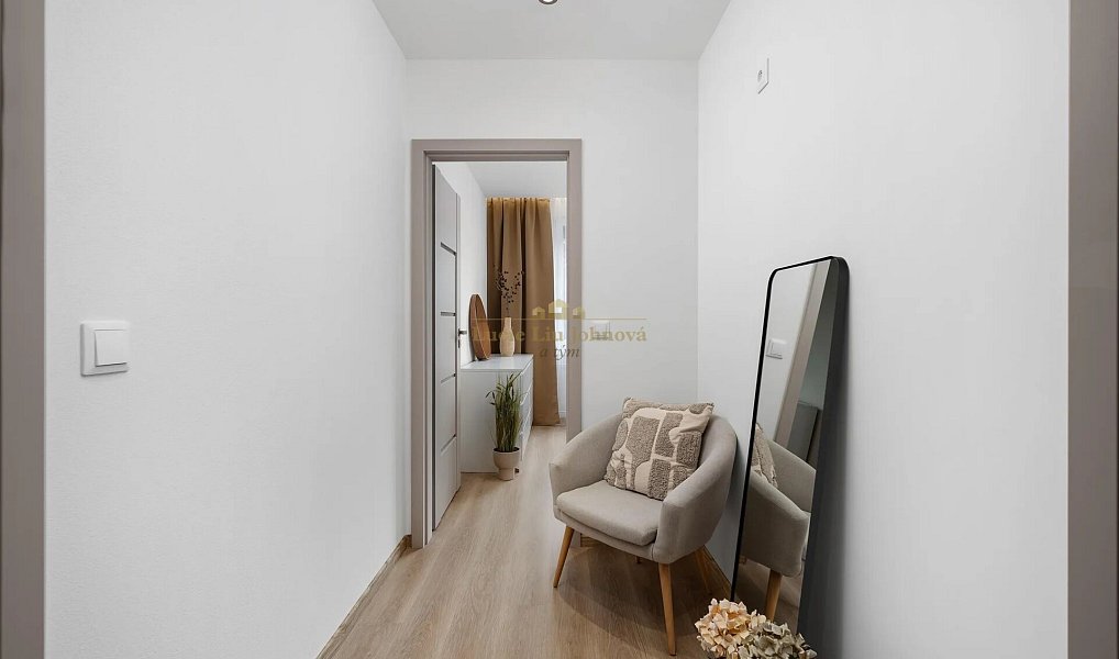 Prodej bytu 2+kk 41 m², Praha – náhled fotky 8