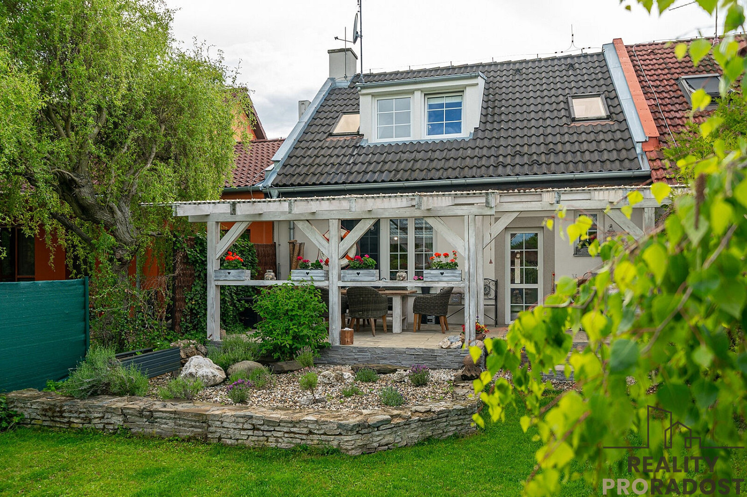 Prodej domu 85 m² s pozemkem 280 m² – fotografie 2