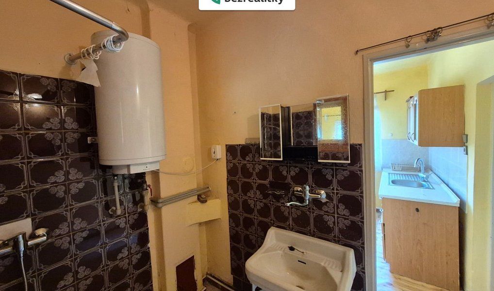 Prodej chaty/chalupy 86 m² s pozemkem 995 m², Lešany – náhled fotky 14