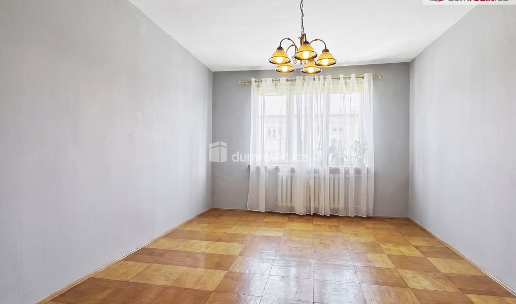 Prodej bytu 2+1 71 m², Ostrov – náhled fotky 3
