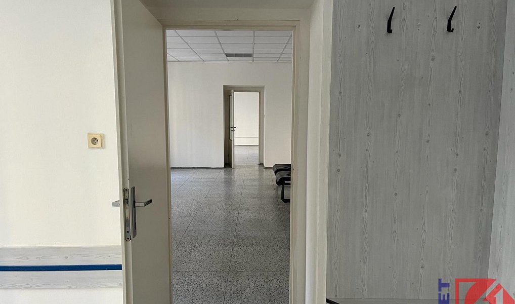 Pronájem kanceláře 67 m², Trutnov – náhled fotky 9