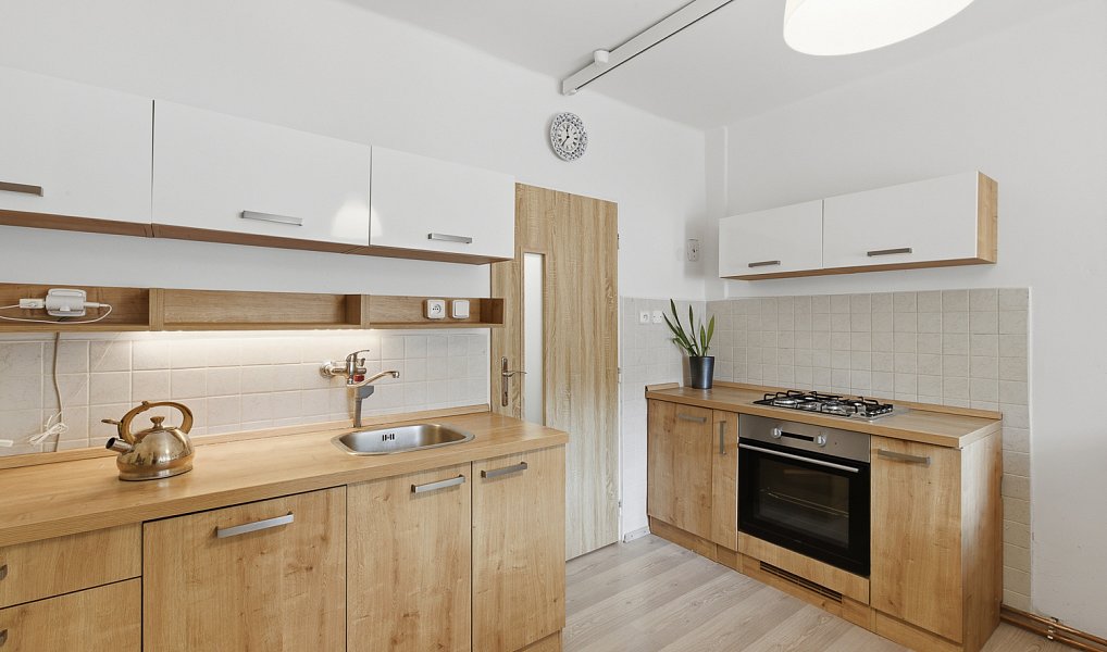 Prodej domu 201 m² s pozemkem 360 m², Rakovník – náhled fotky 5