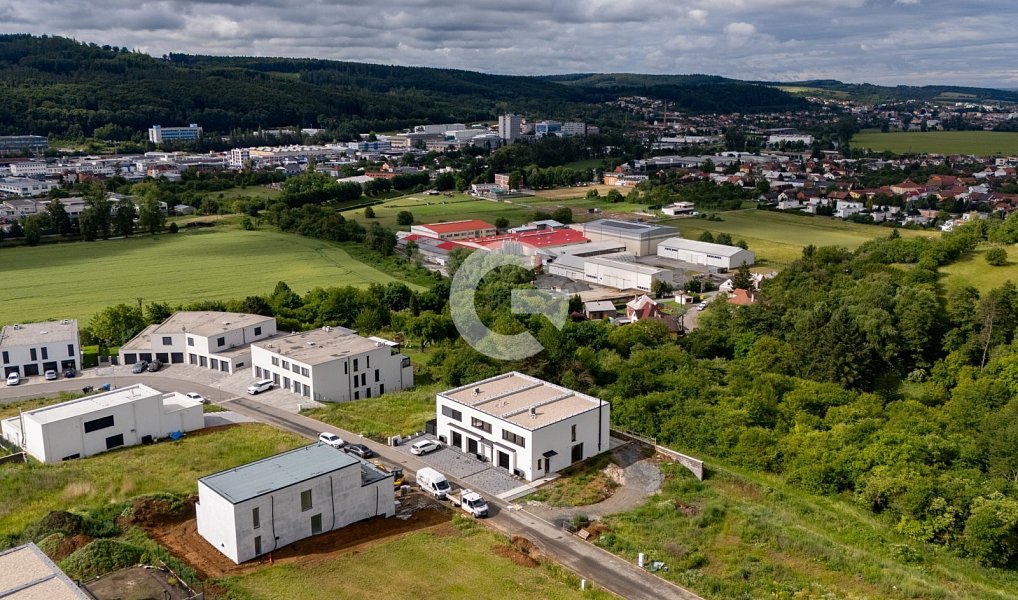 Prodej domu 178 m² s pozemkem 192 m², Zlín – náhled fotky 30