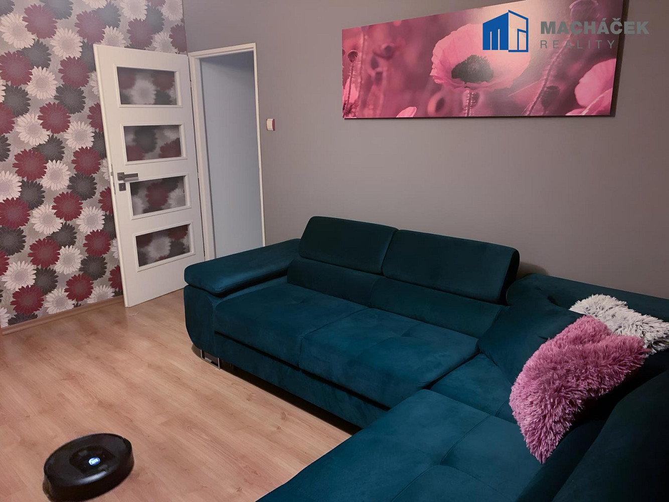 Pronájem bytu 3+1 56 m² – fotografie 5