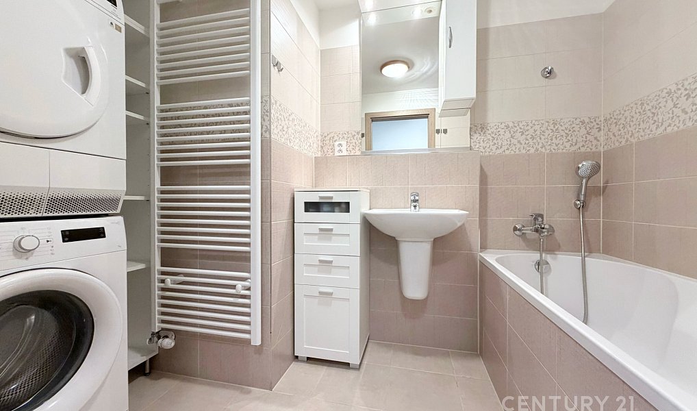 Prodej bytu 3+kk 78 m², Liberec – náhled fotky 14