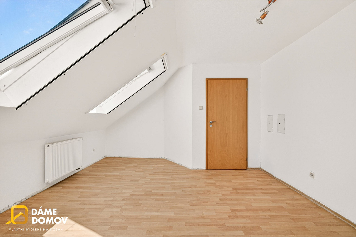 Prodej domu 169 m² s pozemkem 582 m² – fotografie 2