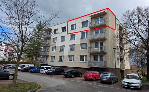 Prodej bytu 2+1 58 m², náměstí 17. listopadu, Přelouč, okres Pardubice