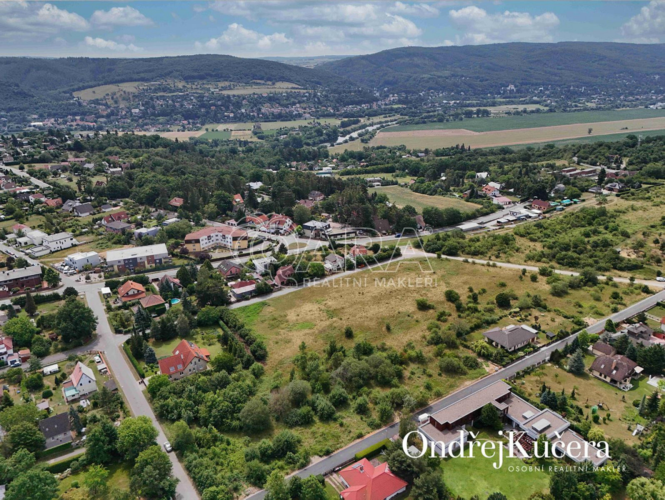 Prodej stavebního pozemku 6 657 m² – pohled 6