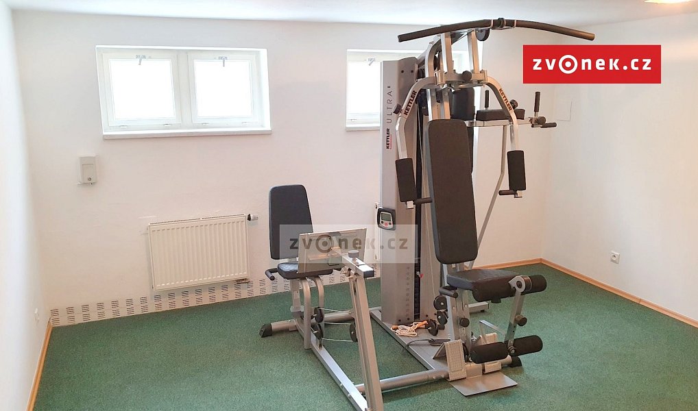 Pronájem domu 270 m² s pozemkem 200 m², Zlín – náhled fotky 21