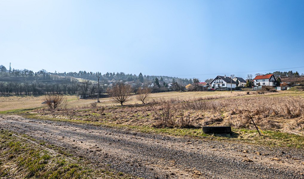Prodej stavebního pozemku 1 219 m², Cetyně – náhled fotky 8