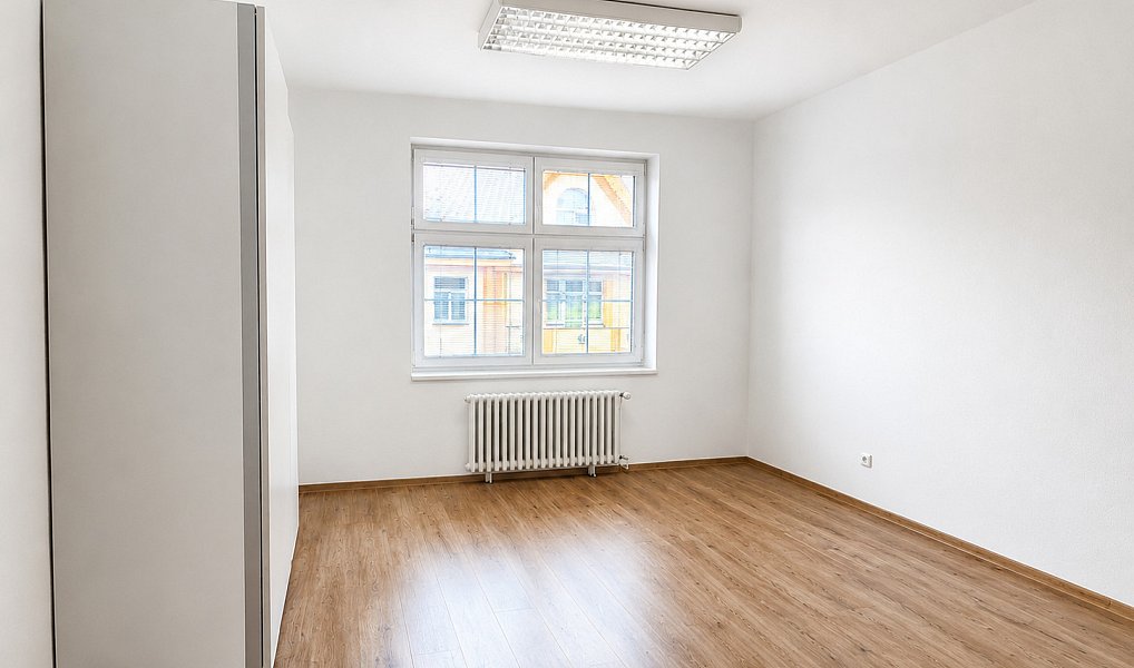 Pronájem kanceláře 78 m², Hradec Králové – náhled fotky 5