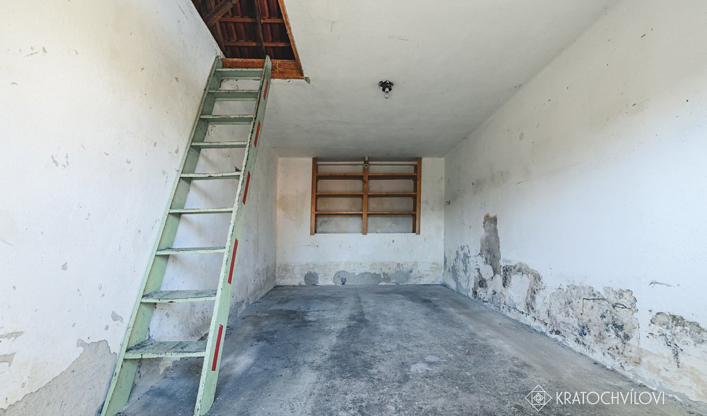 Prodej domu 104 m² s pozemkem 956 m², Strunkovice nad Blanicí – náhled fotky 22