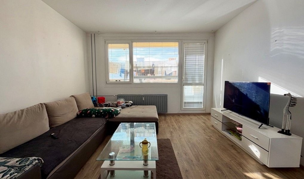 Pronájem bytu 3+1 70 m², Varnsdorf – náhled fotky 2