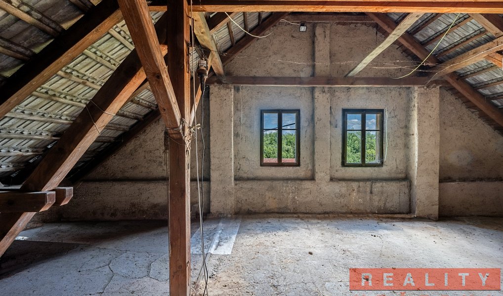 Prodej domu 80 m² s pozemkem 1 042 m², Osek – náhled fotky 13