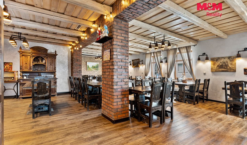 Prodej restaurace 889 m², Jablonec nad Nisou – náhled fotky 2