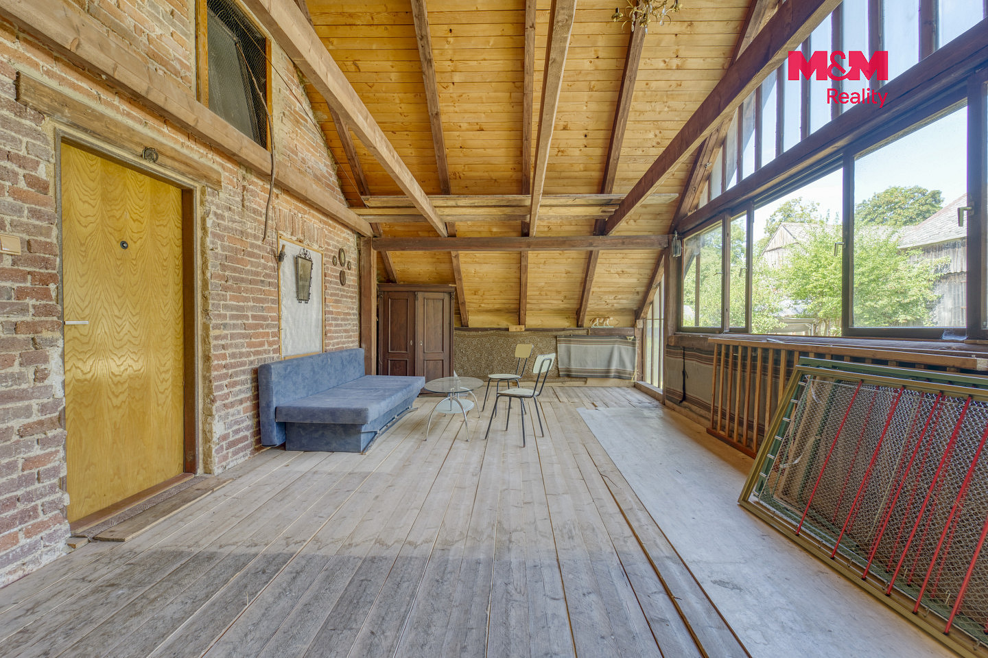 Prodej domu 208 m² s pozemkem 2 330 m² – fotografie 2
