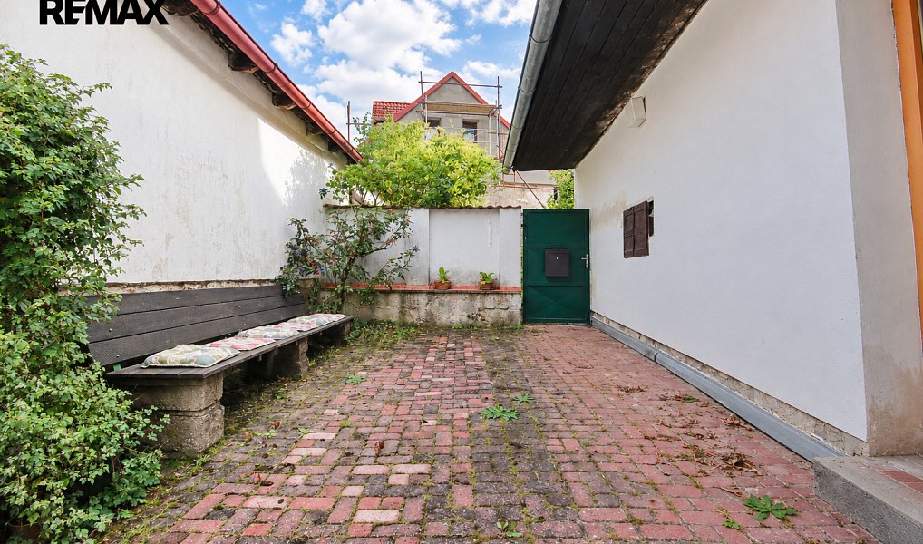 Prodej domu 168 m² s pozemkem 440 m², Zahrádky – náhled fotky 44