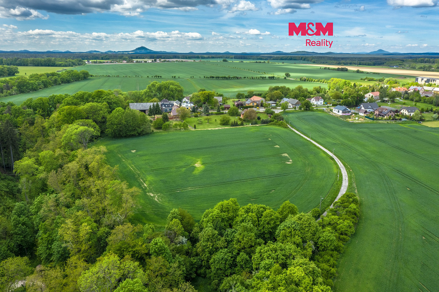 Prodej komerčního pozemku 10 160 m²
