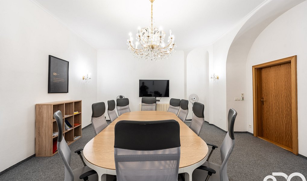 Pronájem kanceláře 193 m², Kolín – náhled fotky 2